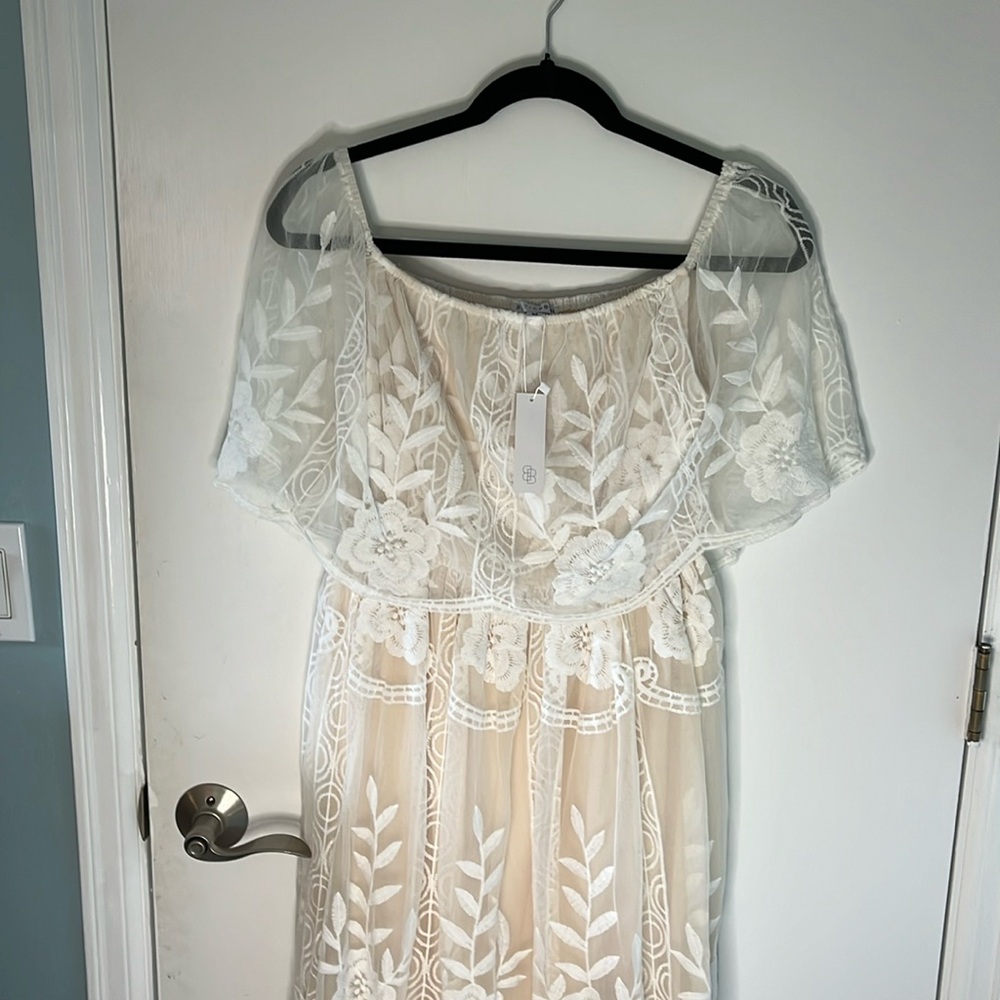 NEW WITH TAGS Baltic Born off Shoulder Maxi Dress | White - M
